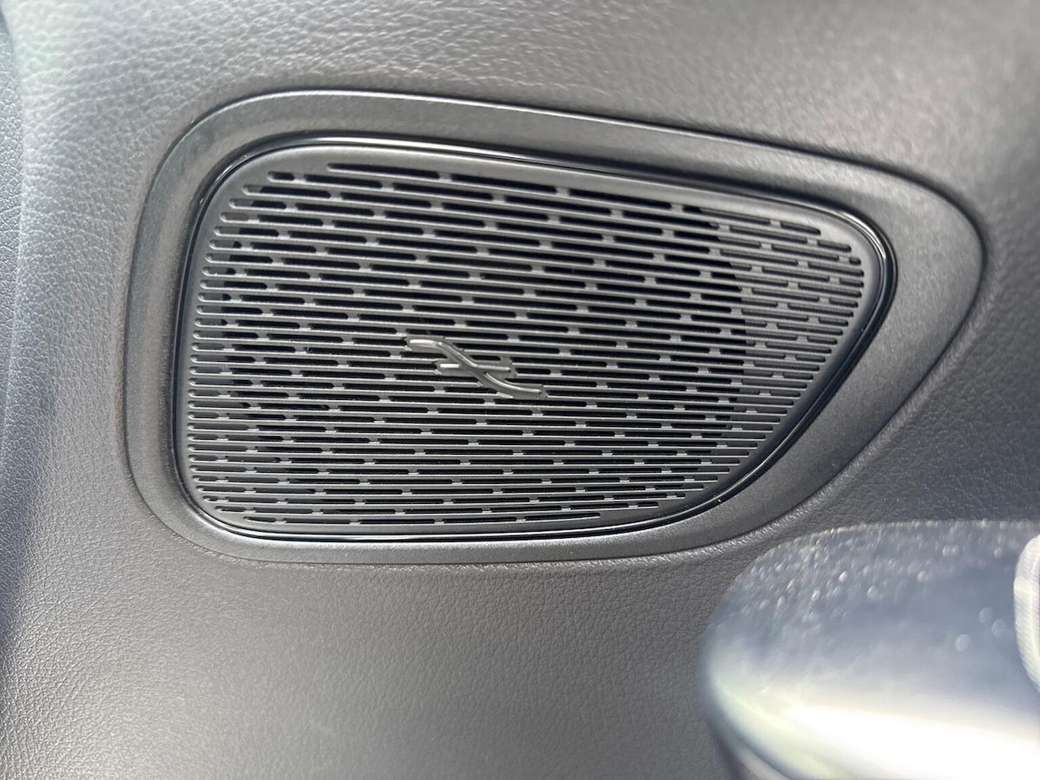 Used Mercedes-Benz GLC 2024 for sale - 77034618: Photo 31