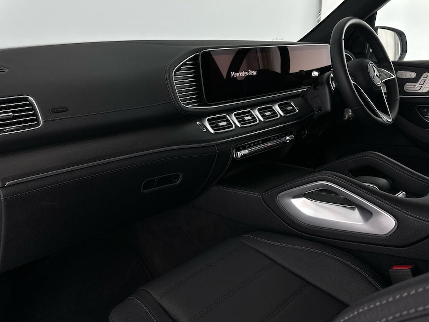 Used Mercedes-Benz GLE 2025 for sale - 76357861: Photo 6