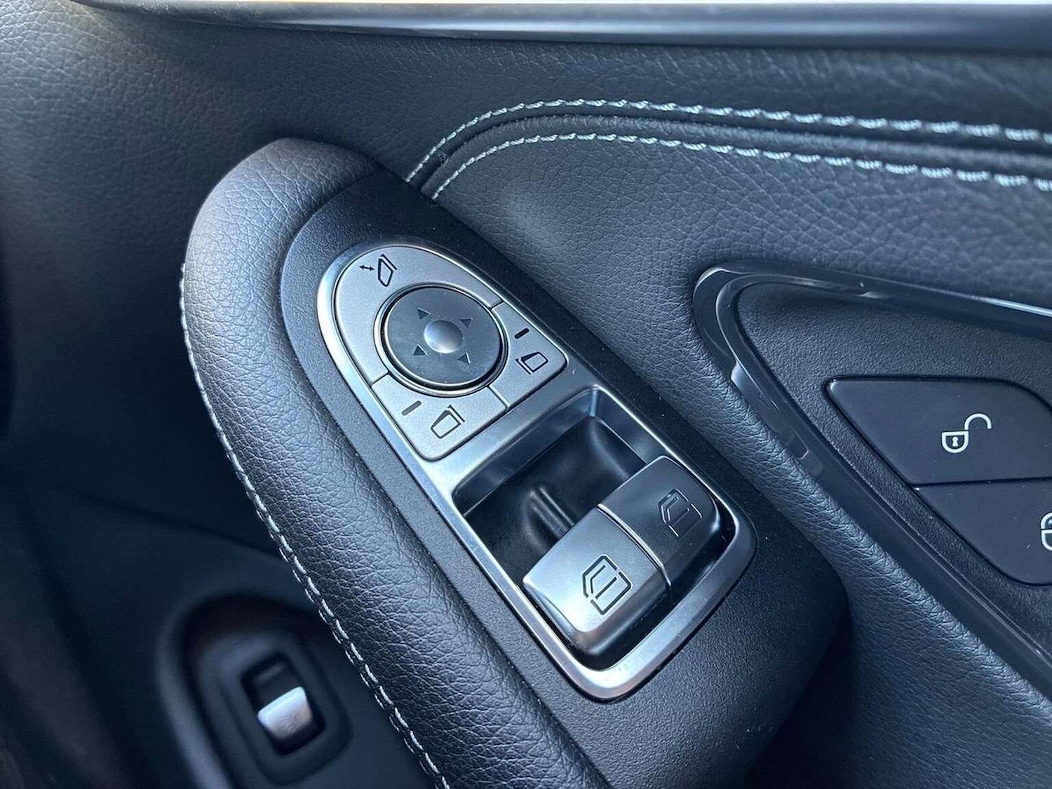 Used Mercedes-Benz C Class 2022 for sale - 77635473: Photo 21