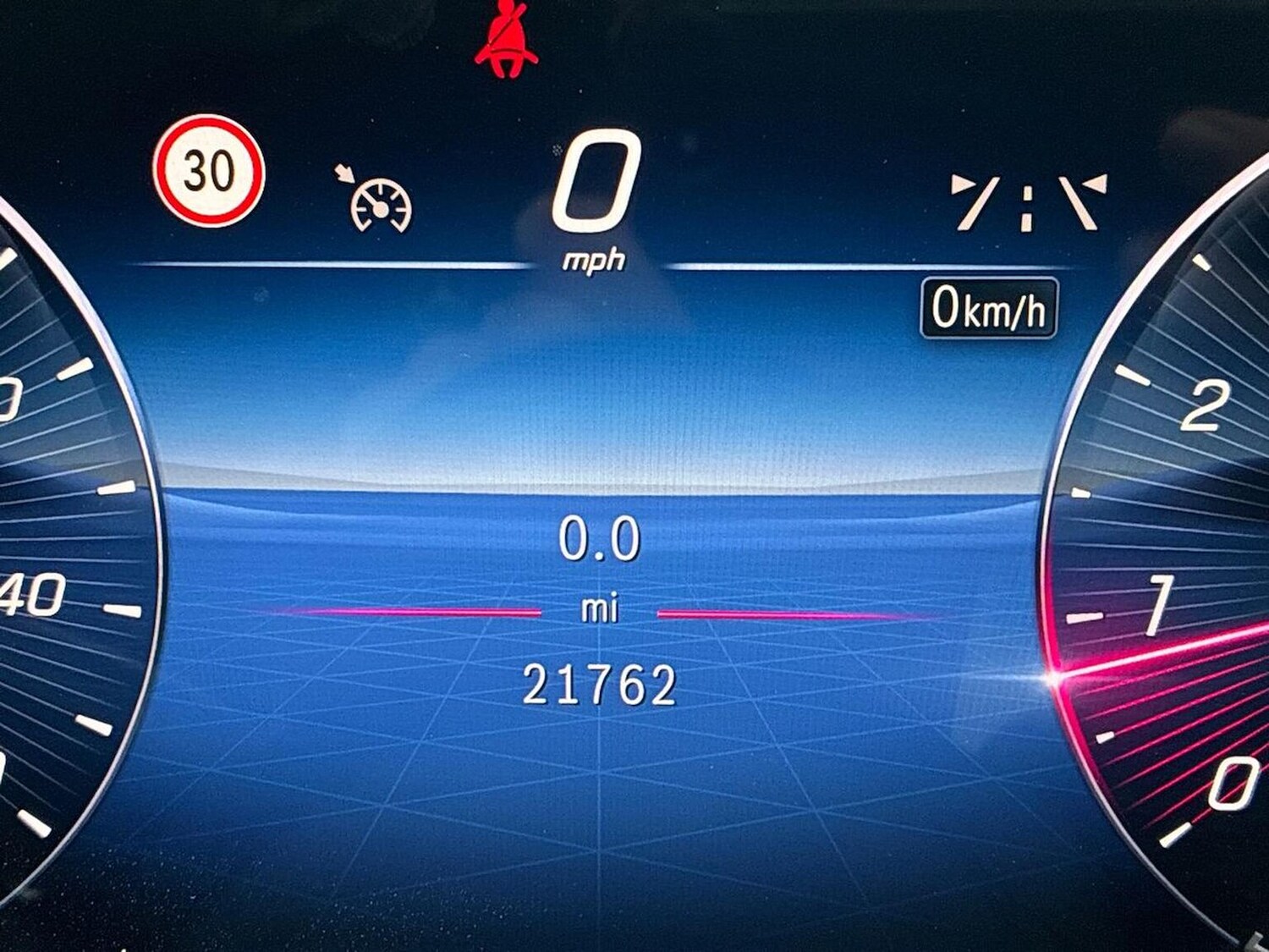 Used Mercedes-Benz GLC 2024 for sale - 76957556: Photo 10