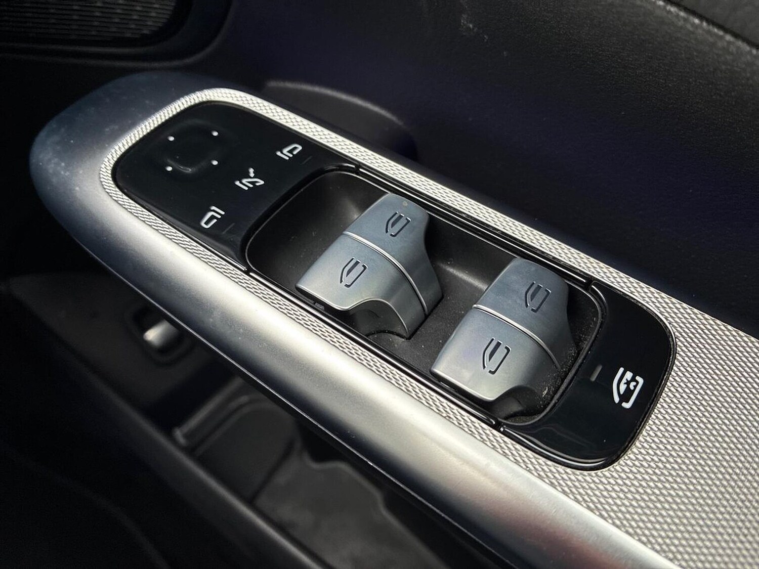 Used Mercedes-Benz GLC 2024 for sale - 76957556: Photo 21