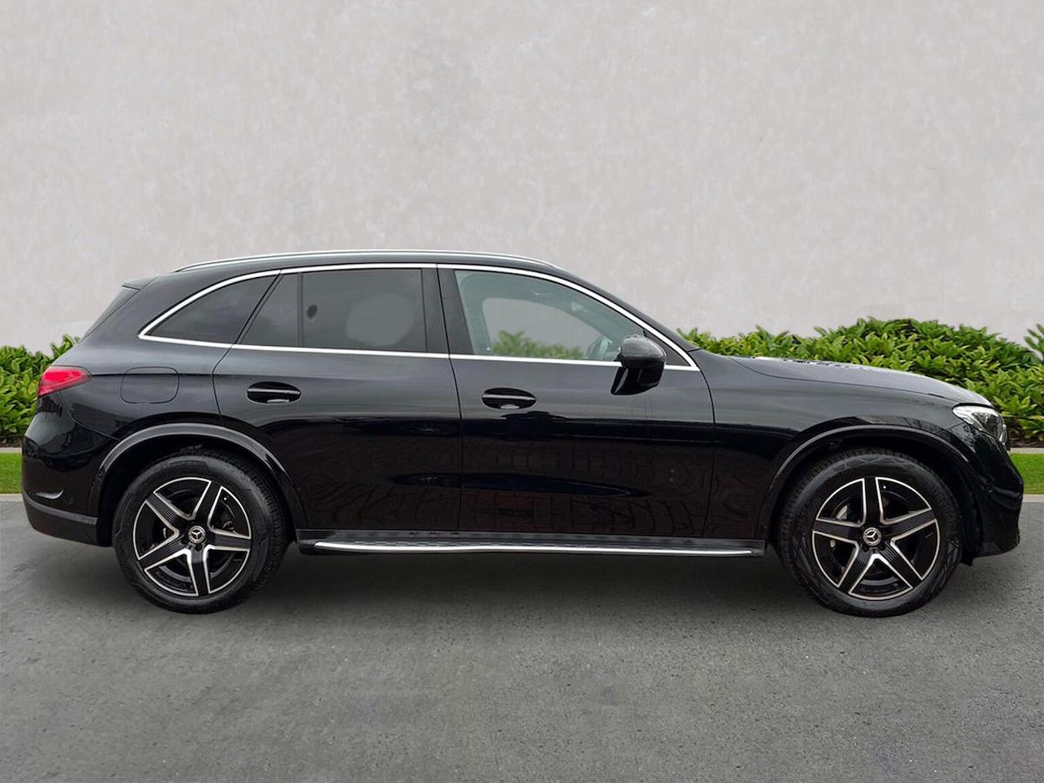 Used Mercedes-Benz GLC 2024 for sale - 76957556: Photo 3