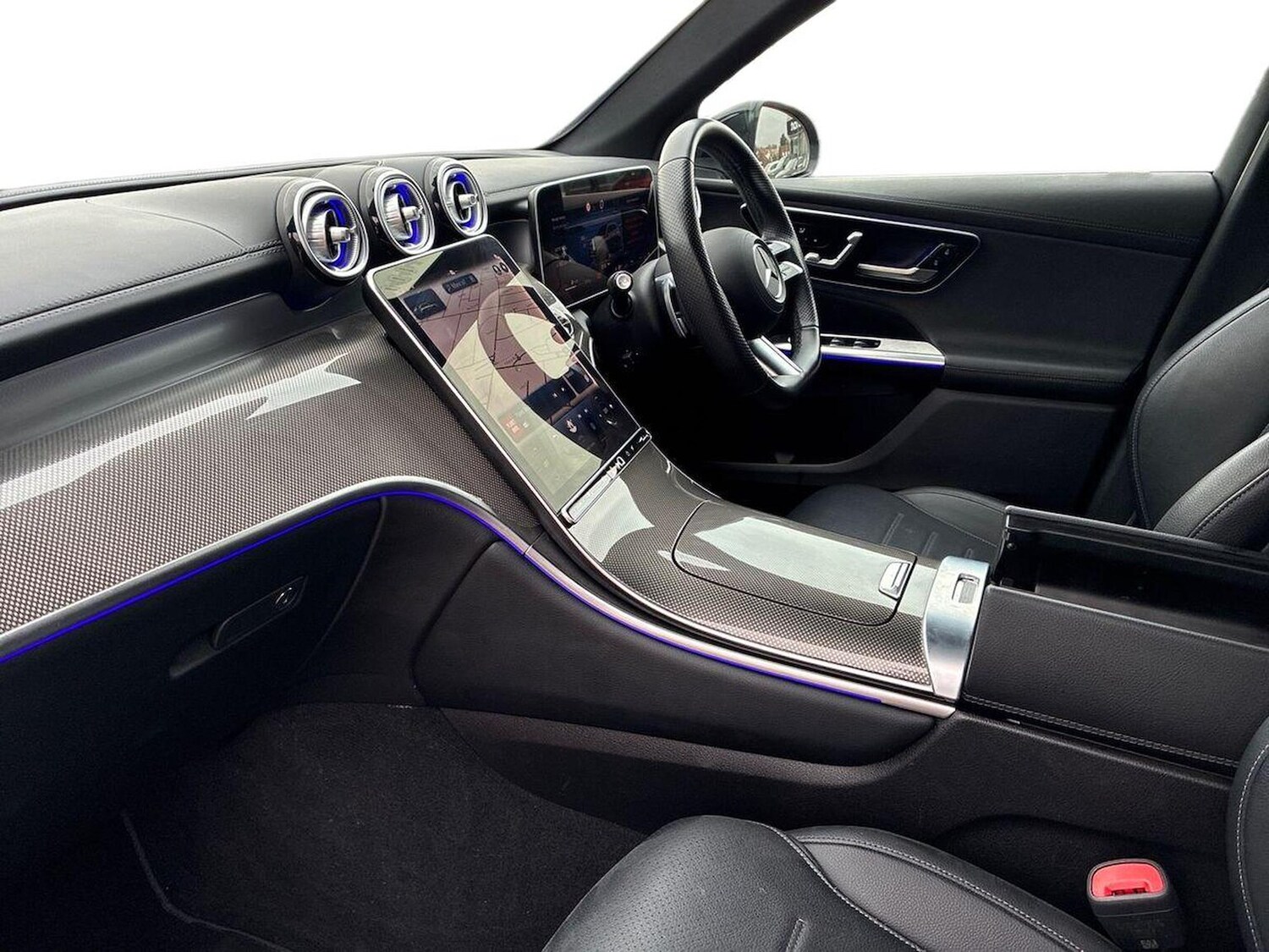 Used Mercedes-Benz GLC 2024 for sale - 76957556: Photo 7