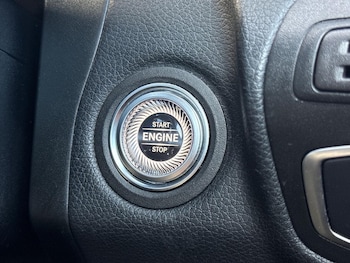 Used Mercedes-Benz GLC 2019 for sale - 76655965: Photo