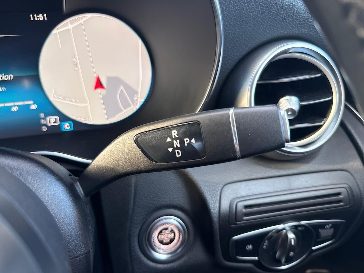 Used Mercedes-Benz GLC 2019 for sale - 76655965: Photo 30