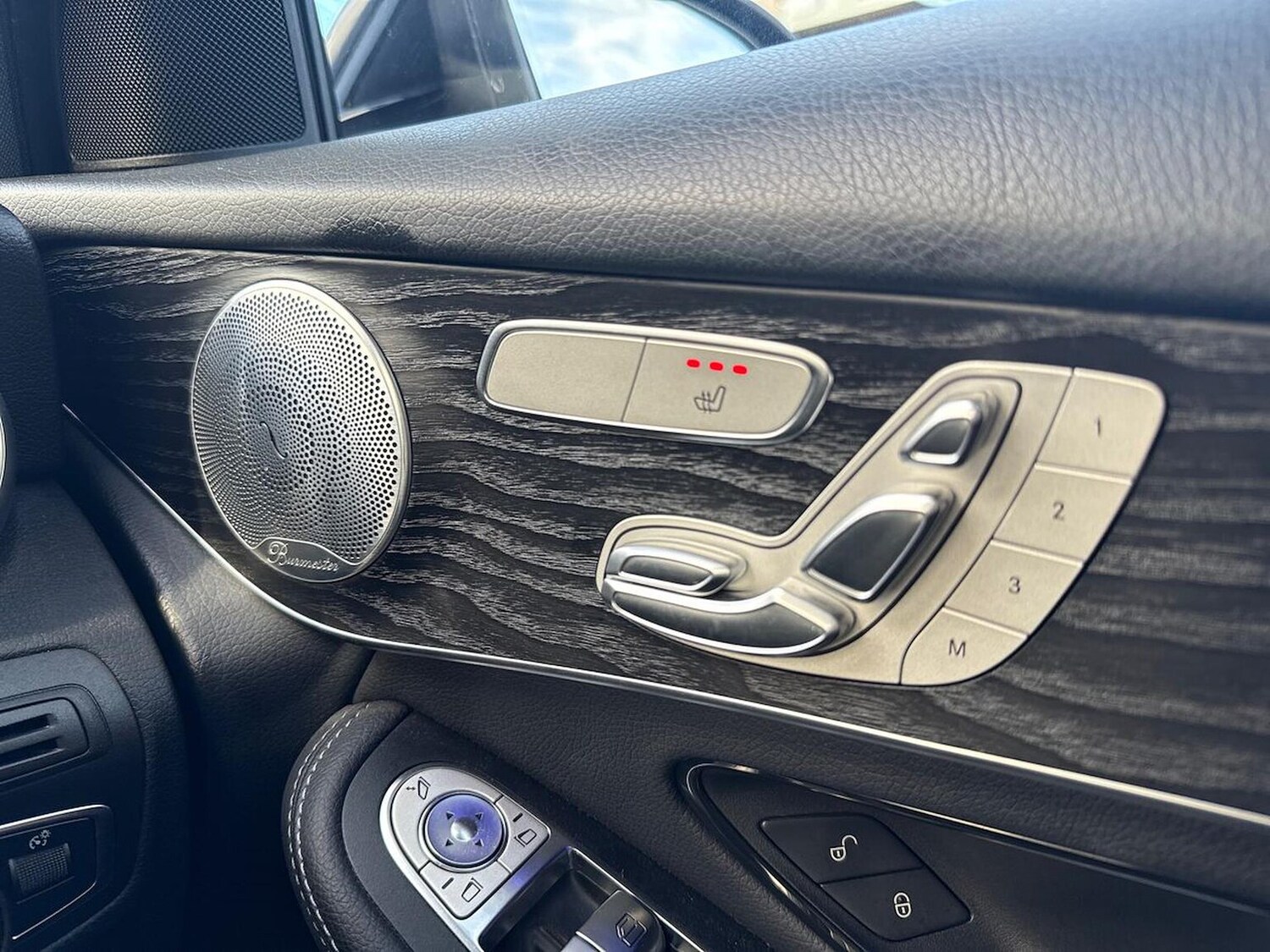 Used Mercedes-Benz GLC 2019 for sale - 76655965: Photo 31