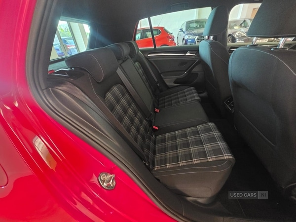 Used Volkswagen Golf 2014 for sale - 76646704: Photo 8