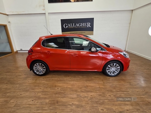 Used Peugeot 208 2018 for sale - 76621027: Photo 2