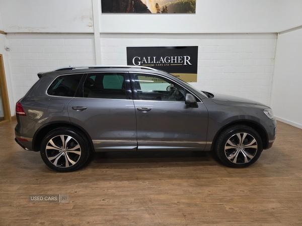 Used Volkswagen Touareg 2016 for sale - 76998594: Photo 2