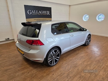 Used Volkswagen Golf 2015 for sale - 76061369: Photo