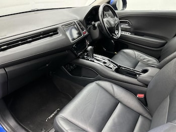 Used Honda HR-V 2018 for sale - 76577171: Photo