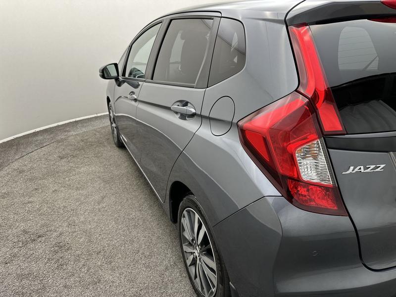 Used Honda Jazz 2020 for sale - 76616261: Photo 24