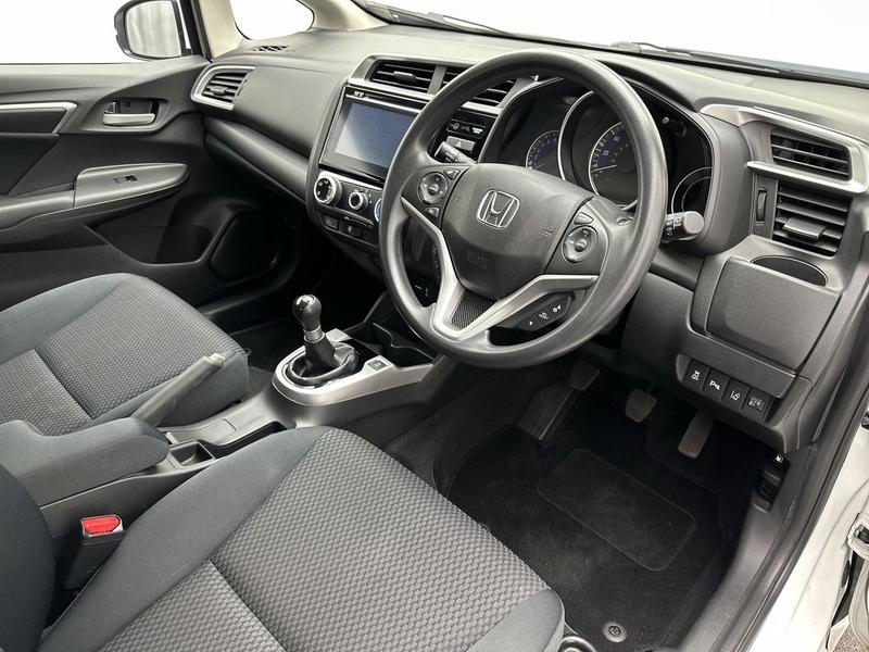 Used Honda Jazz 2018 for sale - 76577178: Photo 19