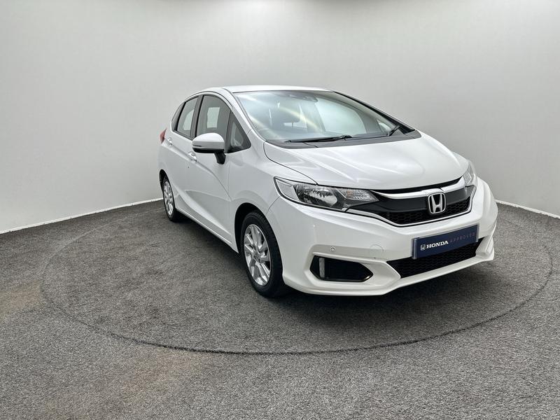 Used Honda Jazz 2018 for sale - 76577178: Photo 2