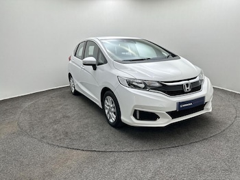 Used Honda Jazz 2018 for sale - 76577178: Photo