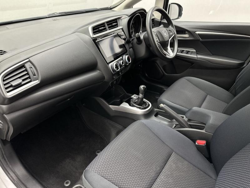 Used Honda Jazz 2018 for sale - 76577178: Photo 3