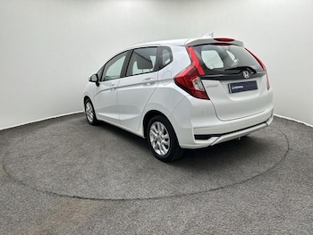 Used Honda Jazz 2018 for sale - 76577178: Photo