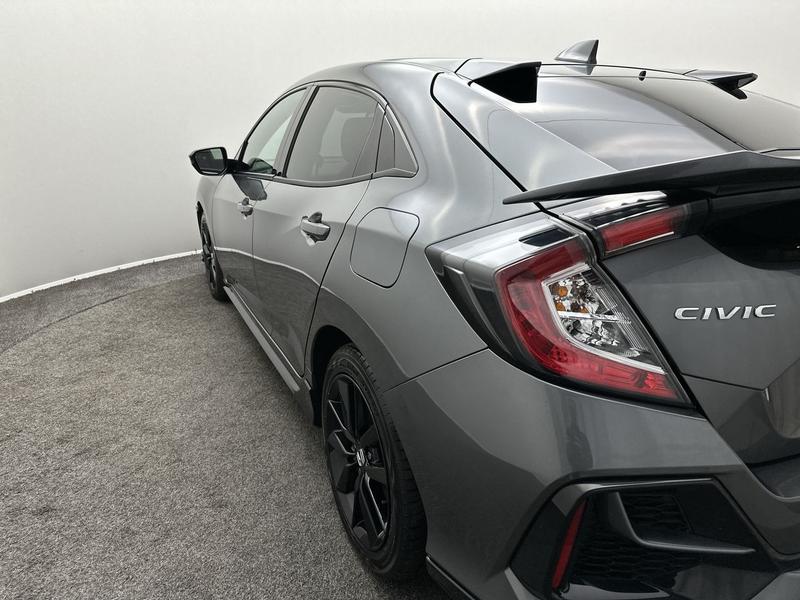 Used Honda Civic 2020 for sale - 76577179: Photo 24