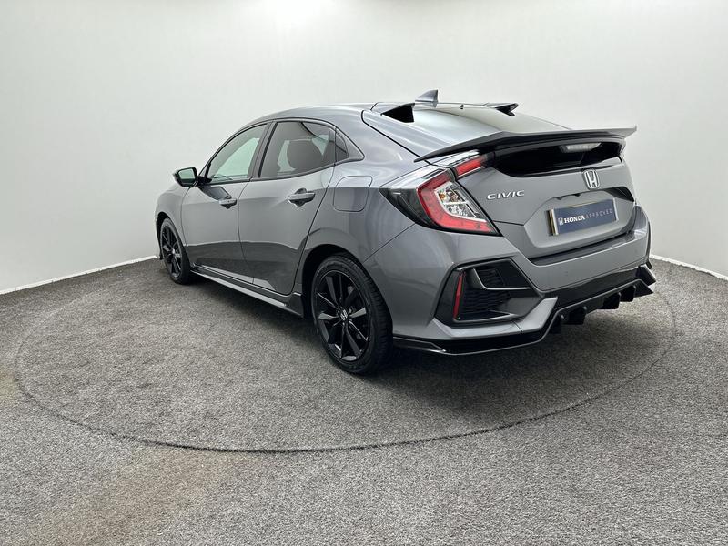 Used Honda Civic 2020 for sale - 76577179: Photo 4