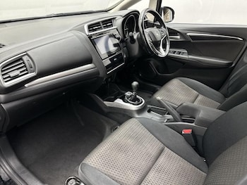 Used Honda Jazz 2018 for sale - 76415922: Photo