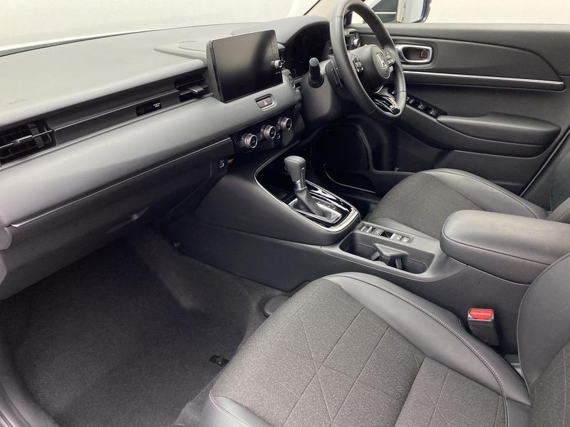 Used Honda HR-V 2024 for sale - 76101738: Photo 3