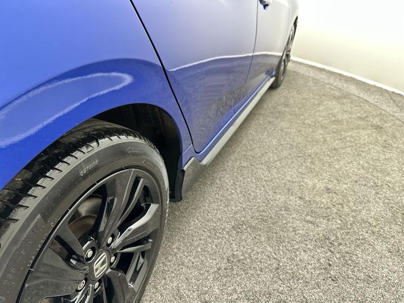 Used Honda Civic 2019 for sale - 76577176: Photo 23