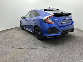 Used Honda Civic 2019 for sale - 76577176: Photo
