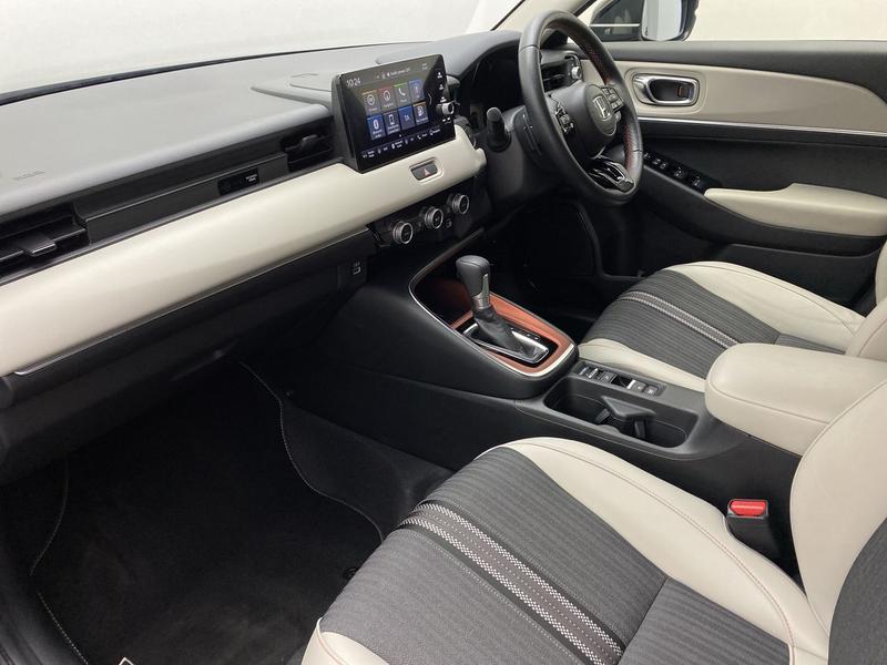 Used Honda HR-V 2023 for sale - 76261050: Photo 3