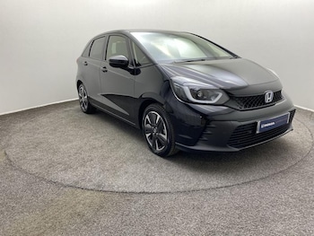 2025 - 1.5 i-MMD Hybrid Advance 5dr eCVT Automatic