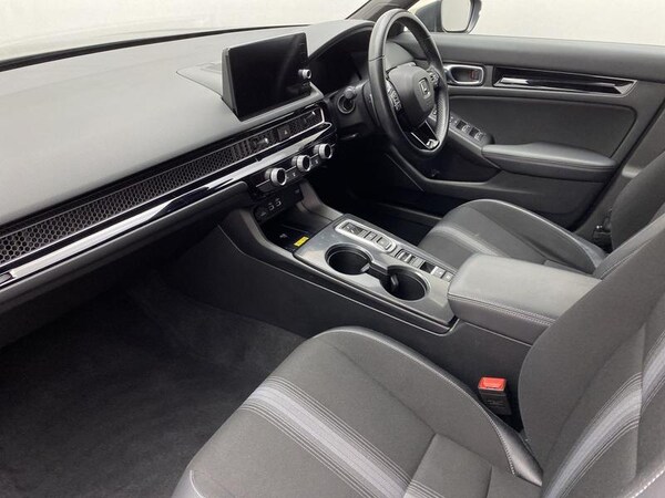 Used Honda Civic 2022 for sale - 73980016: Photo 3