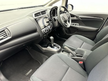 Used Honda Jazz 2019 for sale - 79454532: Photo