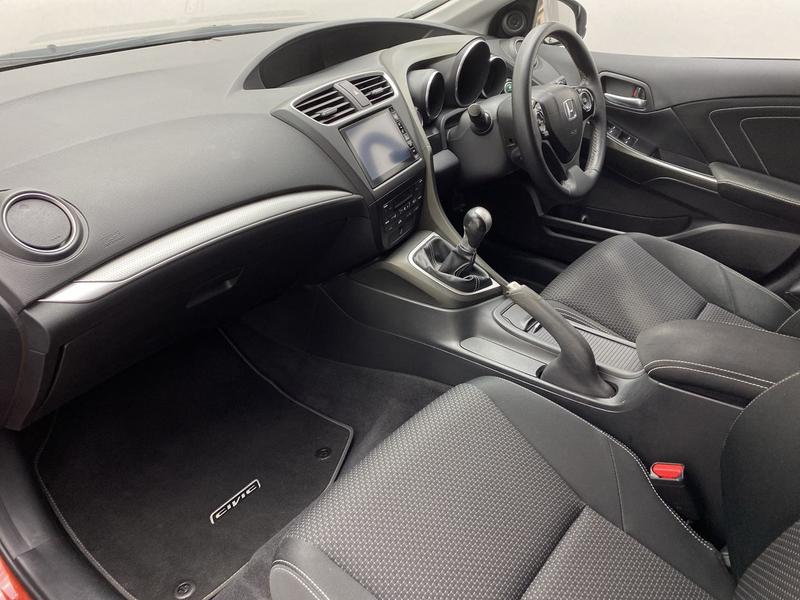 Used Honda Civic 2016 for sale - 76433978: Photo 3