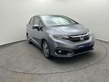 Used Honda Jazz 2018 for sale - 76960800: Photo