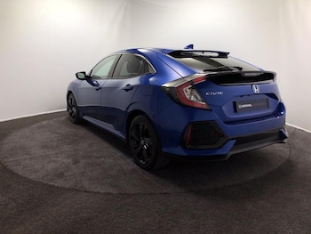 Used Honda Civic 2018 for sale - 76244825: Photo