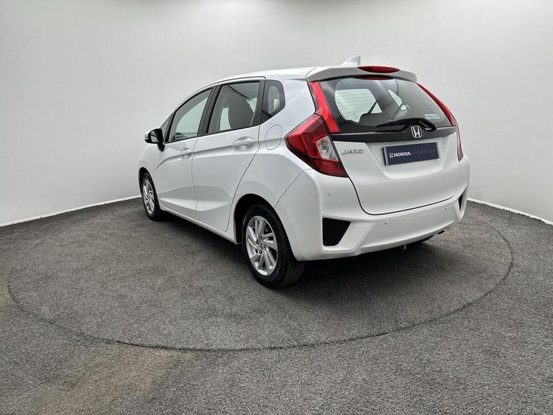 Used Honda Jazz 2017 for sale - 77951306: Photo 4