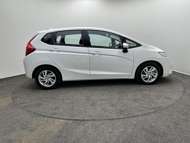 Used Honda Jazz 2017 for sale - 77951306: Photo 6