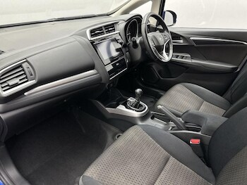 Used Honda Jazz 2018 for sale - 77339964: Photo