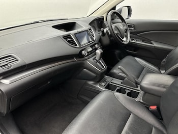 Used Honda CR-V 2018 for sale - 78180317: Photo