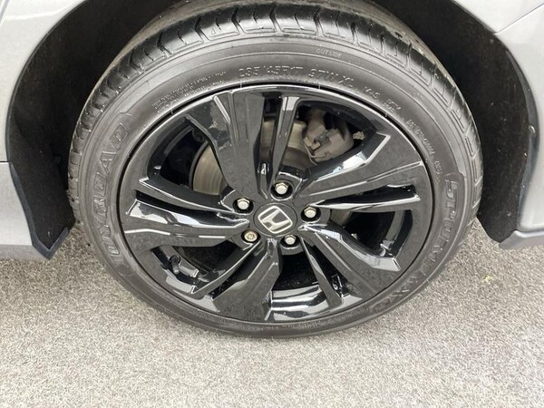 Used Honda Civic 2019 for sale - 76162105: Photo 10