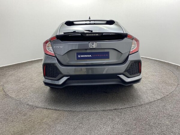 Used Honda Civic 2019 for sale - 76162105: Photo 8