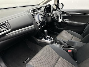 Used Honda Jazz 2018 for sale - 79063354: Photo