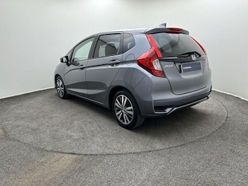 Used Honda Jazz 2018 for sale - 79063354: Photo