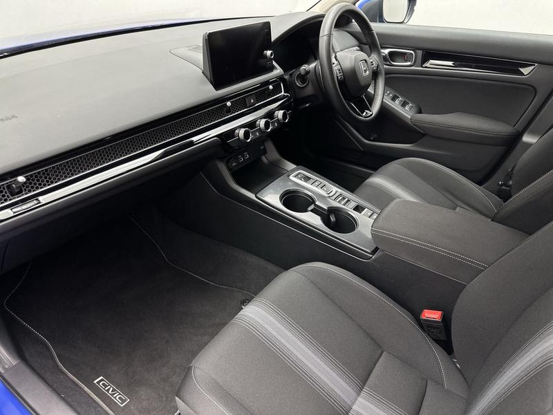 Used Honda Civic 2023 for sale - 76577175: Photo 3