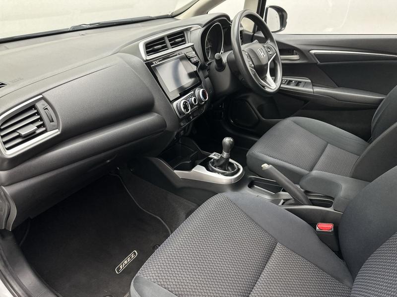 Used Honda Jazz 2018 for sale - 77225787: Photo 3