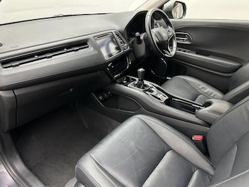 Used Honda HR-V 2019 for sale - 76762079: Photo