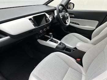 Used Honda Jazz 2023 for sale - 77261092: Photo