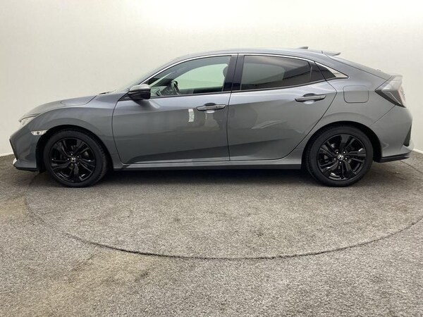 Used Honda Civic 2017 for sale - 76079750: Photo 14