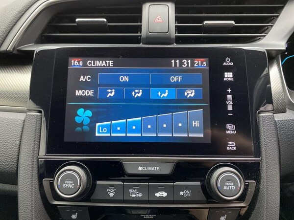 Used Honda Civic 2017 for sale - 76079750: Photo 18