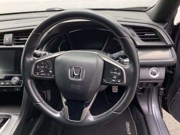 Used Honda Civic 2017 for sale - 76079750: Photo 19