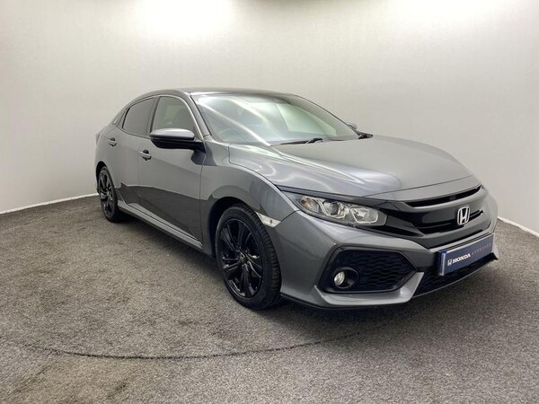 Used Honda Civic 2017 for sale - 76079750: Photo 1